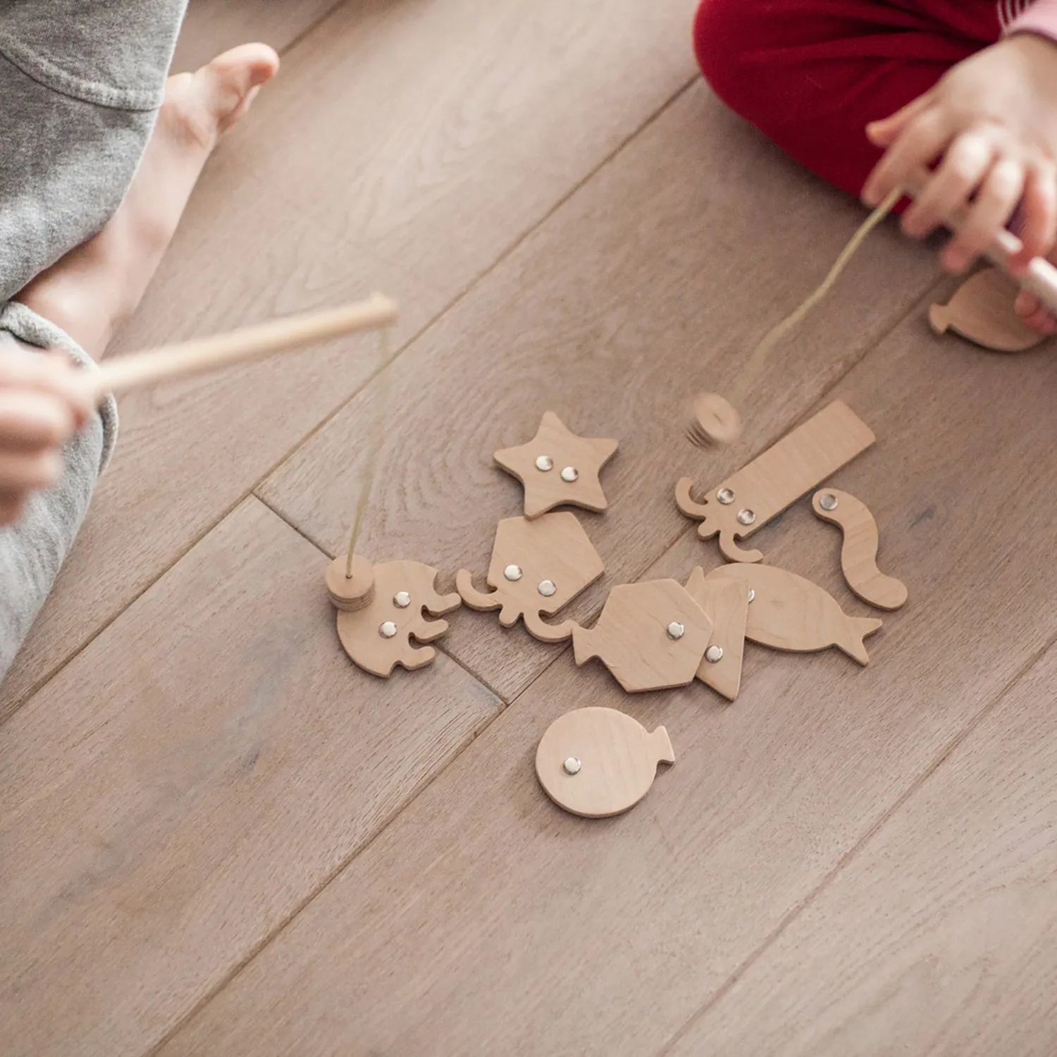 babai Wooden Fishing Game Set On Magnets "Geometric Fishes Color"