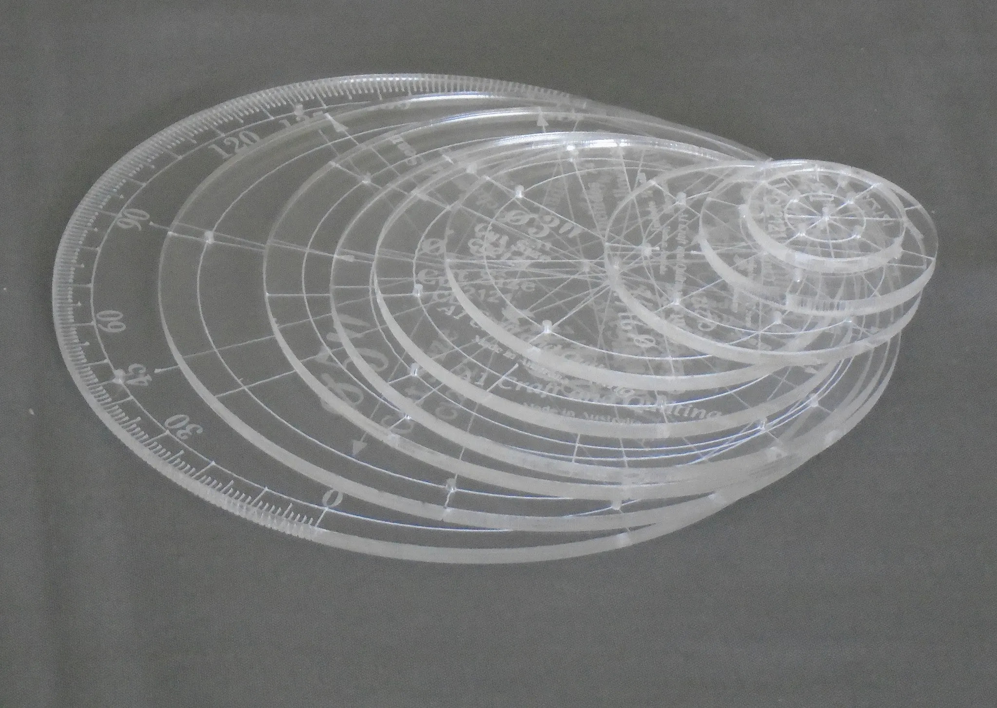 Circle Set, 1¨to 5¨in half inch increments, 9 pieces CL2121