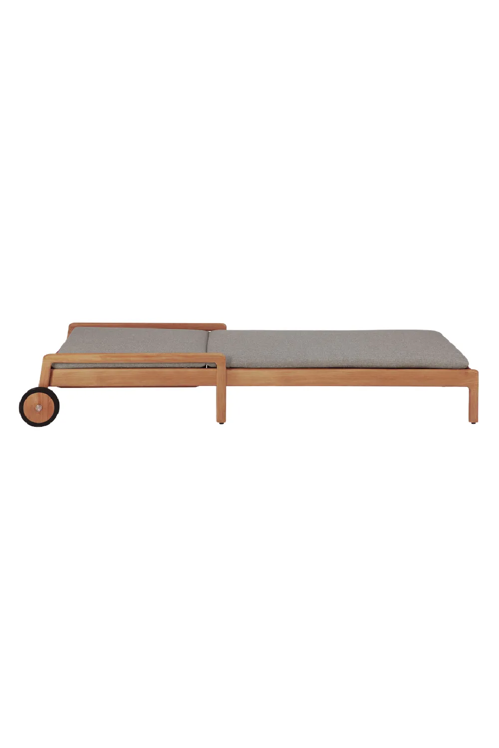 Cushioned Outdoor Adjustable Lounger | Ethnicraft Jack
