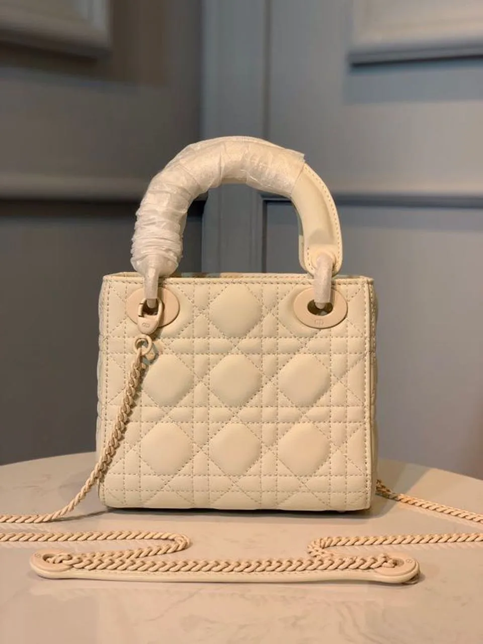 DI Mini Lady Bag Ivory For Women 6.5in/17cm CD M0505SLOI