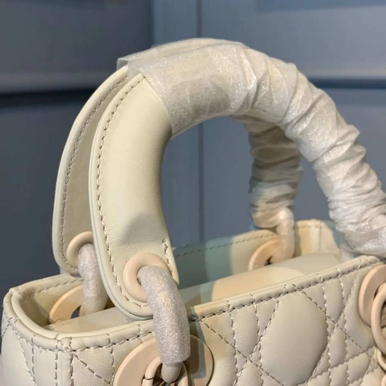 DI Mini Lady Bag Ivory For Women 6.5in/17cm CD M0505SLOI