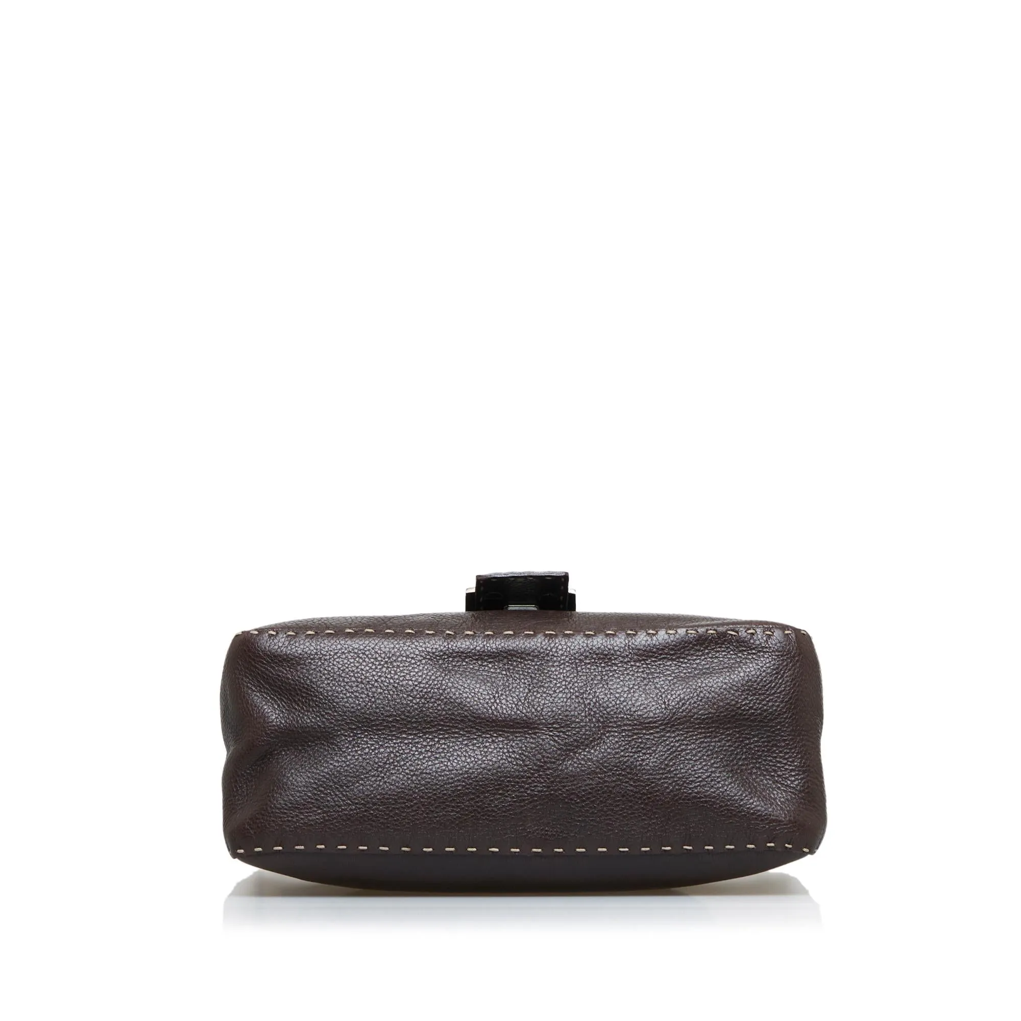 Fendi Selleria Mamma Forever Shoulder Bag (SHG-YFe4hR)
