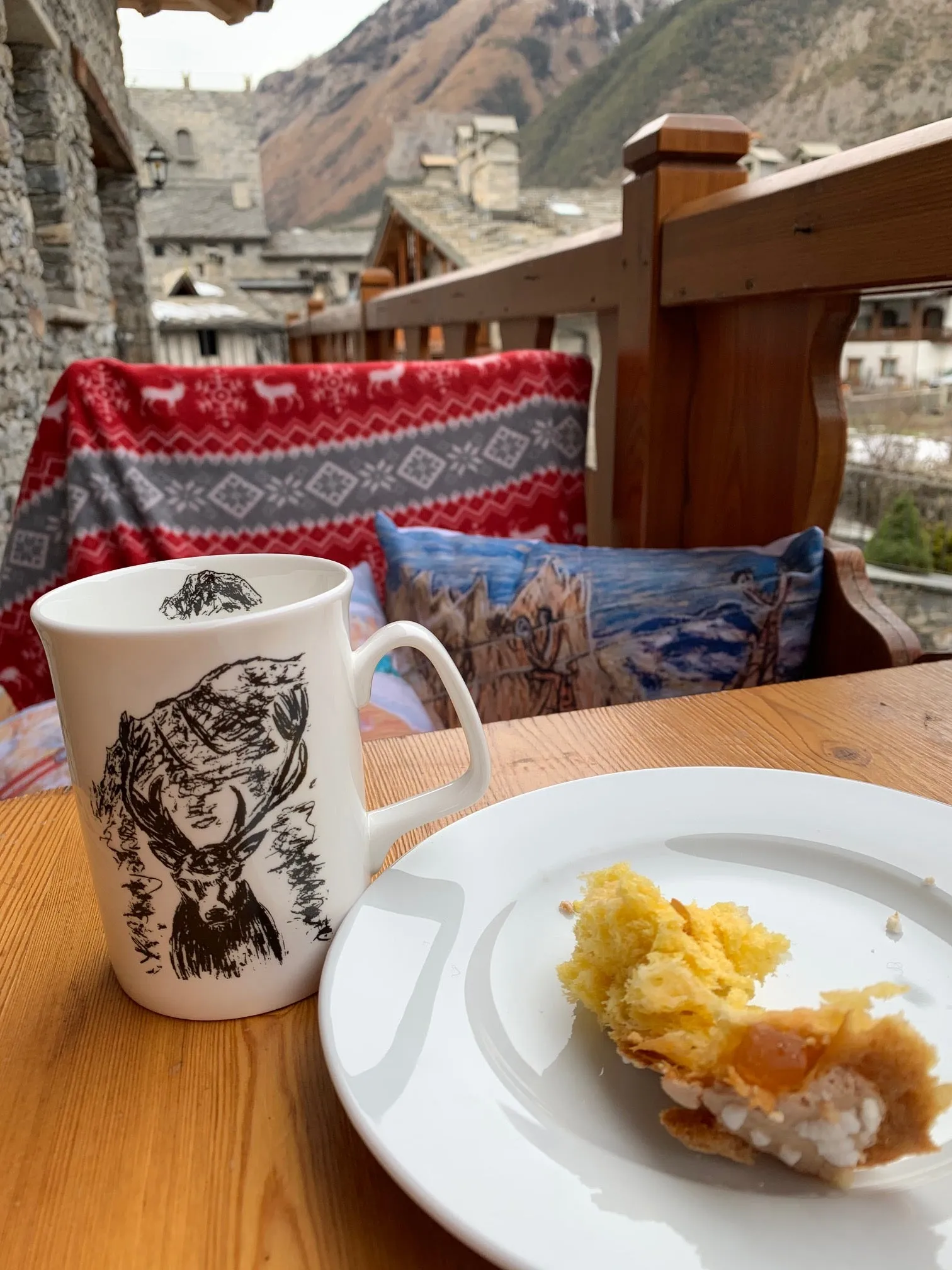 Fine bone china mug/deer mug/ Monte Bianco / alpine décor/ homeware/home-warming gift/Christmas gift/gifts for her/ gifts for him/Mont Blanc Active