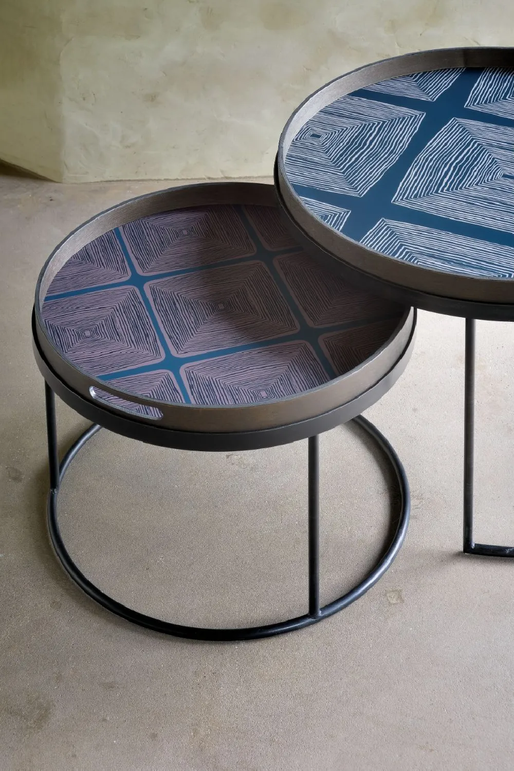 Round Tray Coffee Table set (2) | Ethnicraft