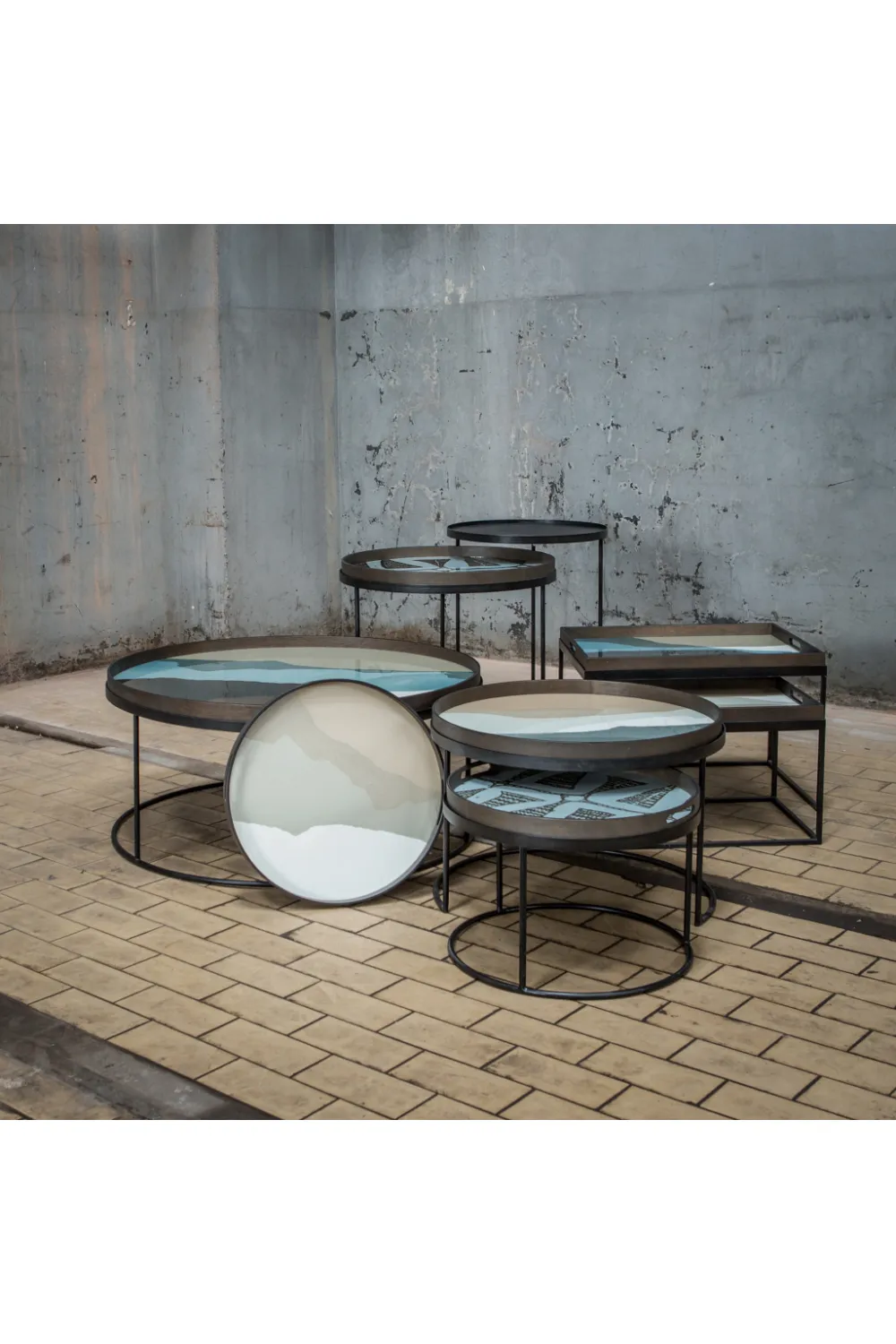 Round Tray Coffee Table set (2) | Ethnicraft