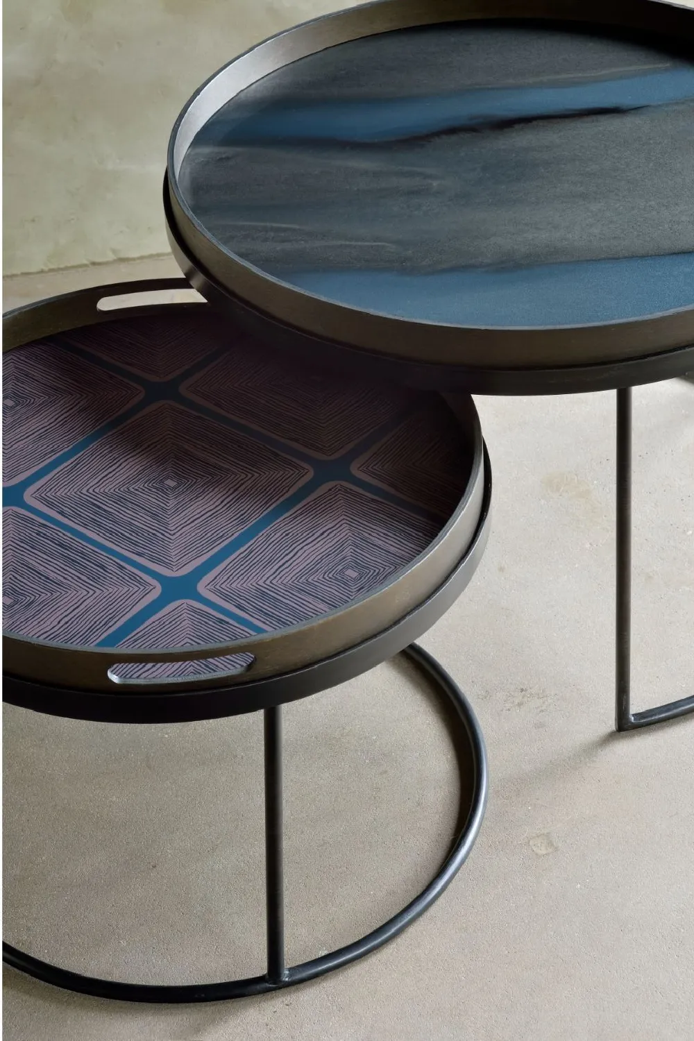 Round Tray Coffee Table set (2) | Ethnicraft