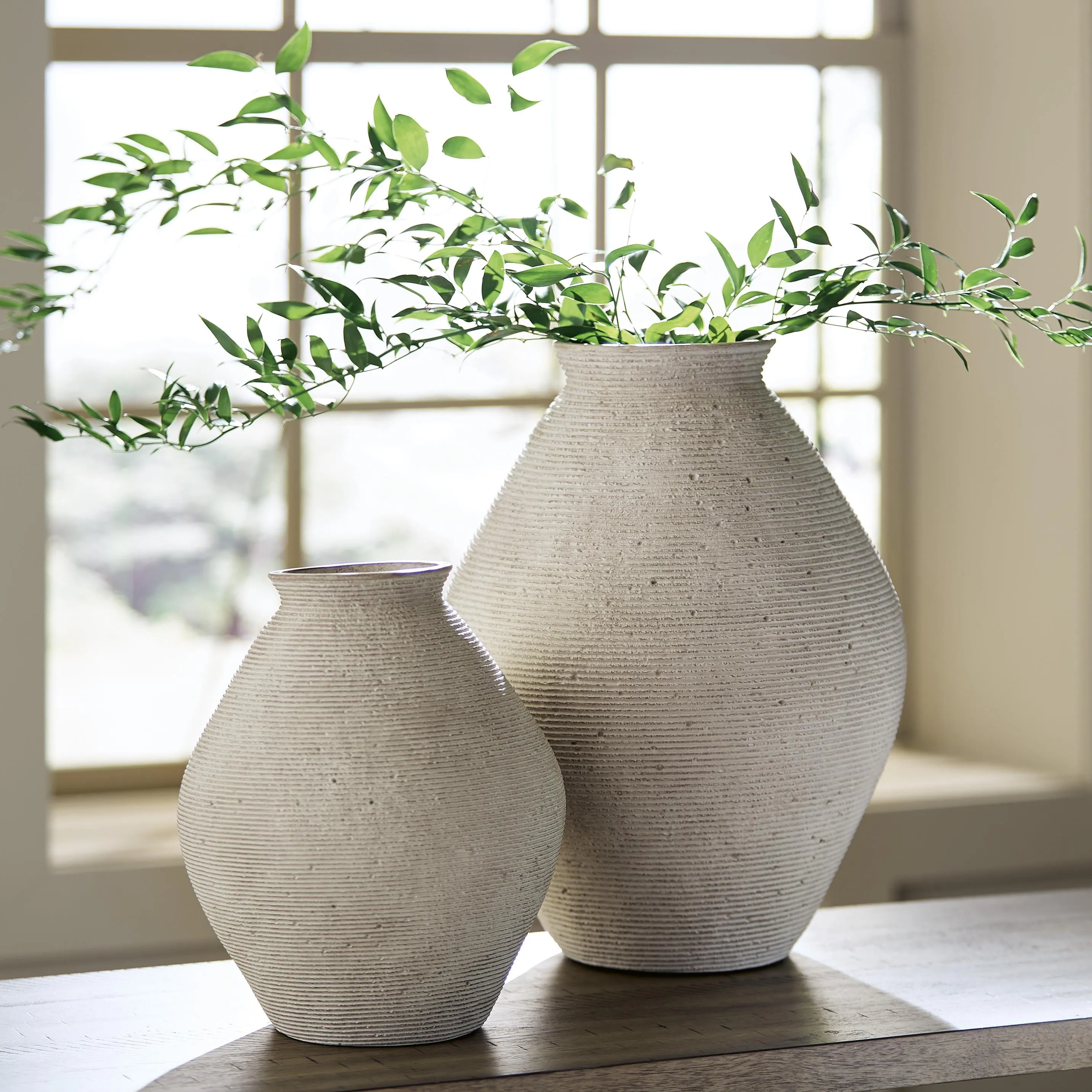 Signature Design by Ashley Hannela A2000513 Vase